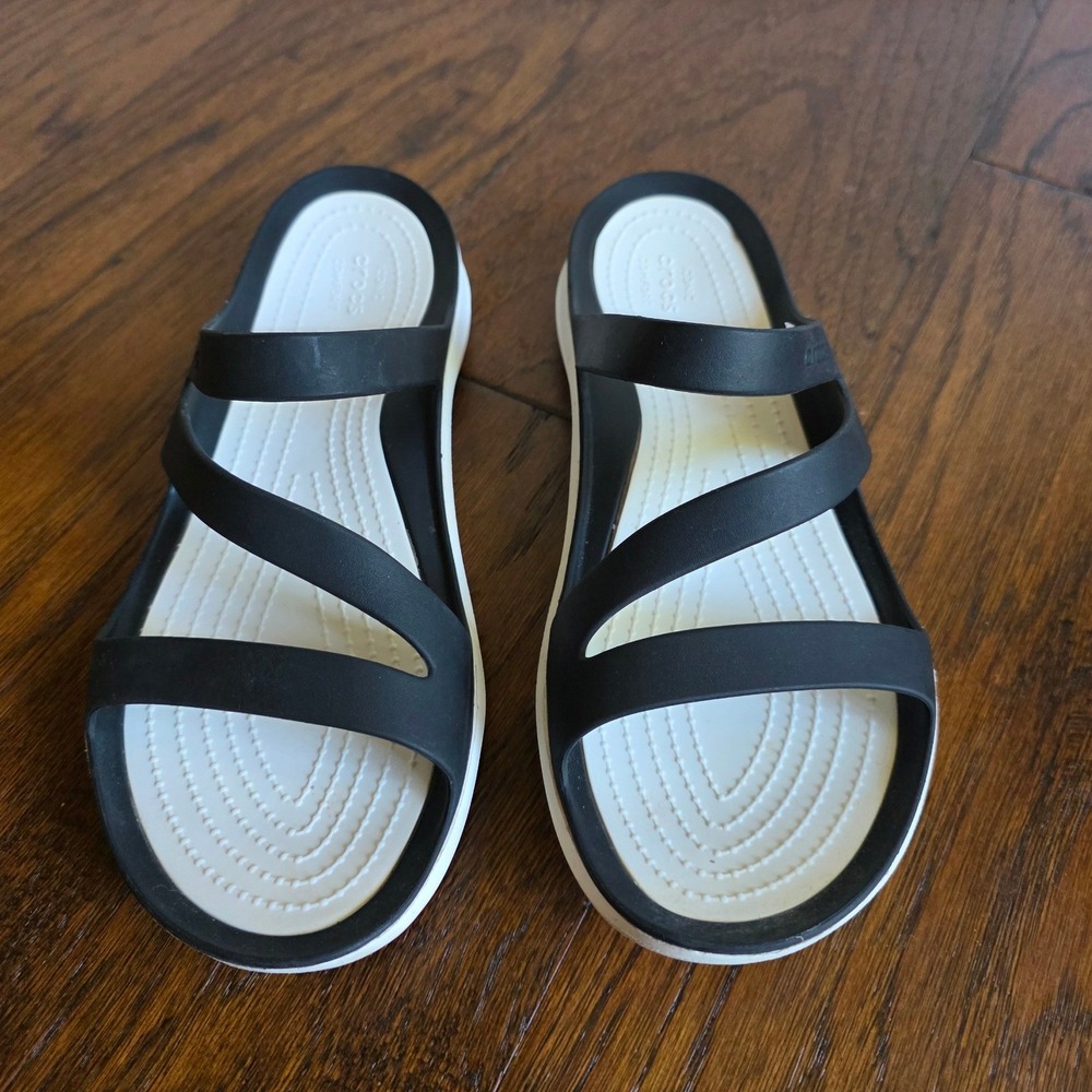 Crocs Swiftwater Sandal Womens 9 Wide Black White Strappy Slide Water Shoes